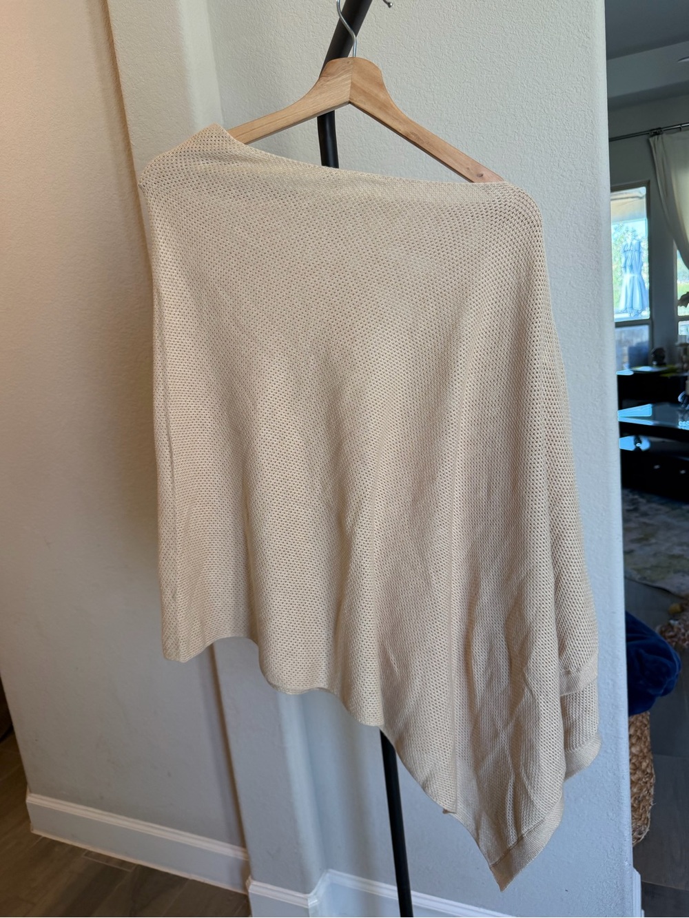 Quince Lightweight Cotton Cashmere Nursing Shawl in Heather Oatmeal Cream
